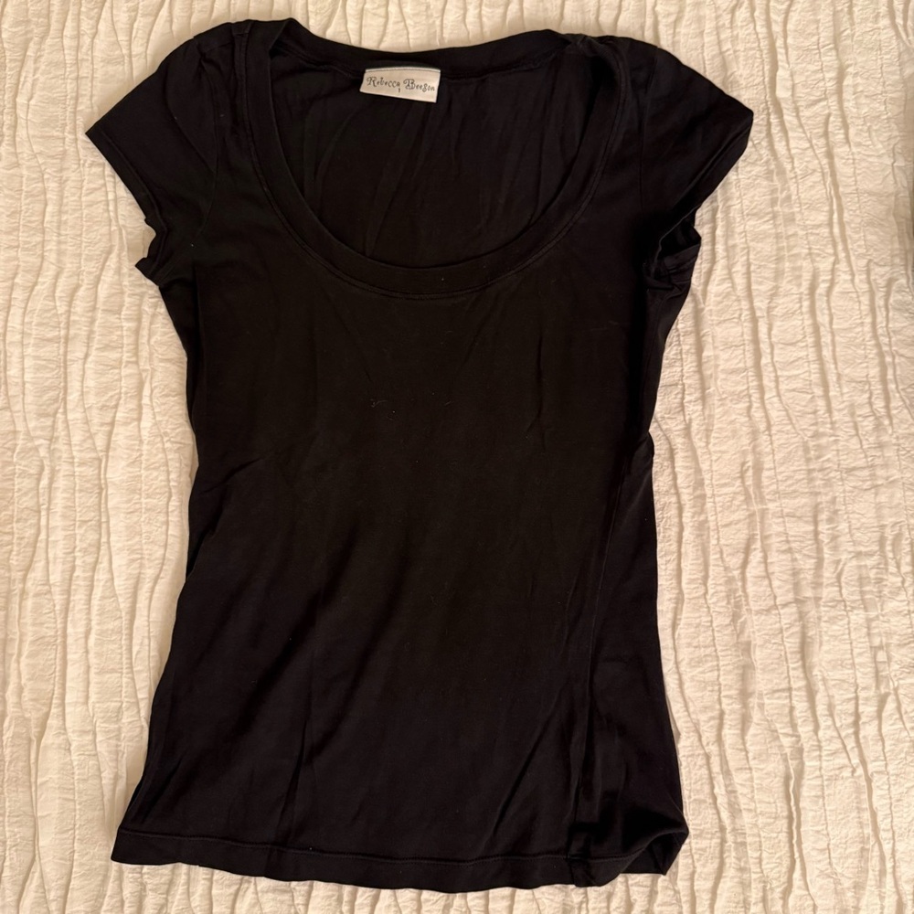 Black Scoop Neck T